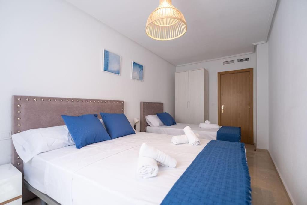 Amplio Apartamento 2 Dormitorios Cerca De La Playa Alicante Eksteriør billede