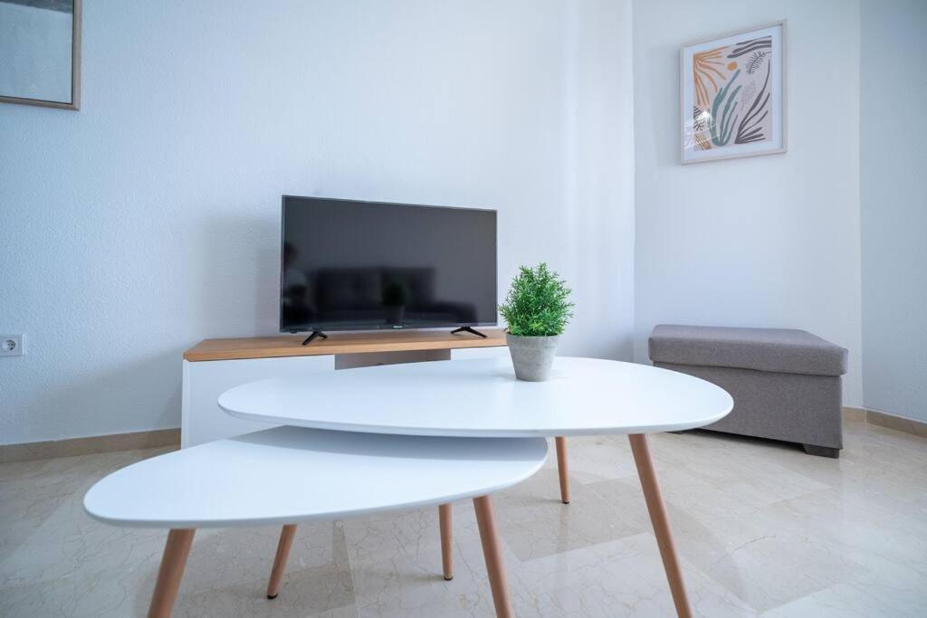 Amplio Apartamento 2 Dormitorios Cerca De La Playa Alicante Eksteriør billede