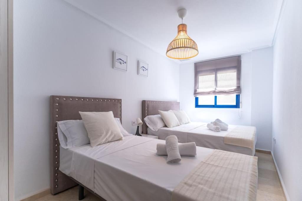 Amplio Apartamento 2 Dormitorios Cerca De La Playa Alicante Eksteriør billede